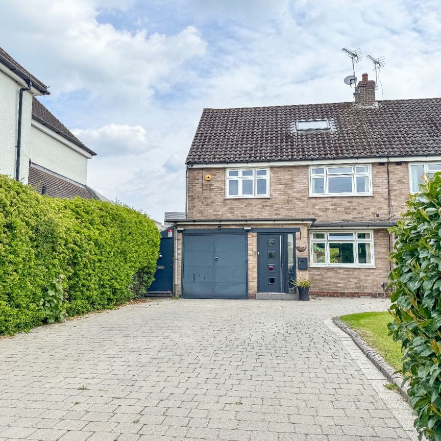 4 bed semi-detached house to rent in Blackford Road, Shirley, Solihull, West Midlands - Photo 1