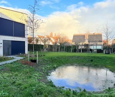 Gemeubileerde nieuwbouwwoning in rustige woonwijk te Knokke-Heist. - Photo 4