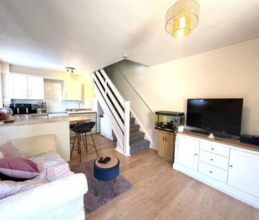 1 bedroom semi-detached house to rent - Photo 5