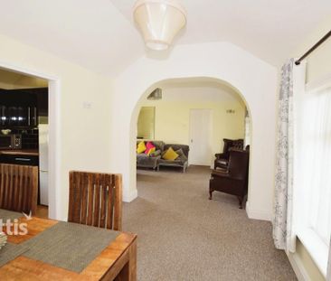 3 bedroom maisonette to rent - Photo 6