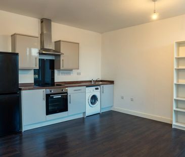 Studio Flat, Dovercastle, NG7 - Photo 4