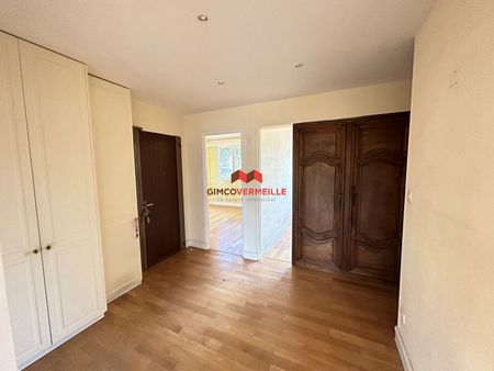 Location Appartement 4 pièces 86m² - Photo 2