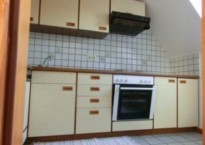 Möblierte 2 Zimmer Dachgeschoss Wohnung in Hauptplatznähe - Photo 5