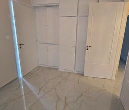 Μονοκατοικία για ενοικίαση - Πετρούπολη, - Photo 4