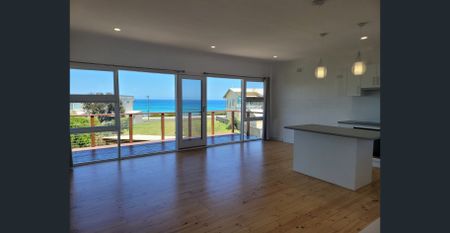 Two-Story Beachside Home with Sea Views - Photo 3