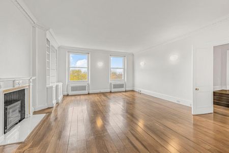 4 bedroom flat to rent - Photo 2