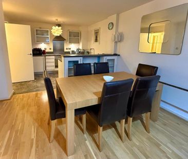 2 bedroom flat to rent - Photo 3
