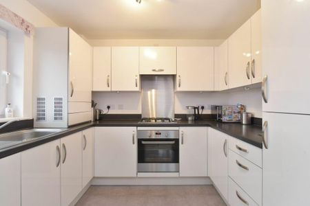 2 bedroom flat to rent - Photo 4