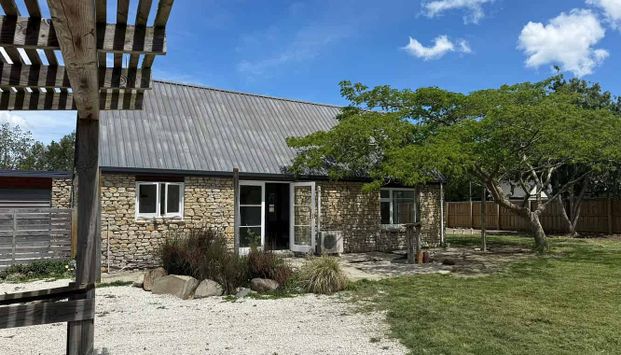 Spacious 3-Bedroom Home with Office - Photo 1