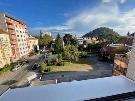 große 3-Zimmerwohnung mit separater Küche | perfekte Lage | ruhige Loggia mit toller Aussicht - Foto 3