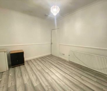 House share to rent - Photo 2