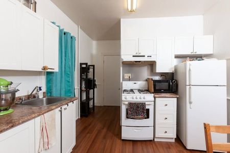 For Lease - 226 Richmond Street, London East, Ontario - Photo 2