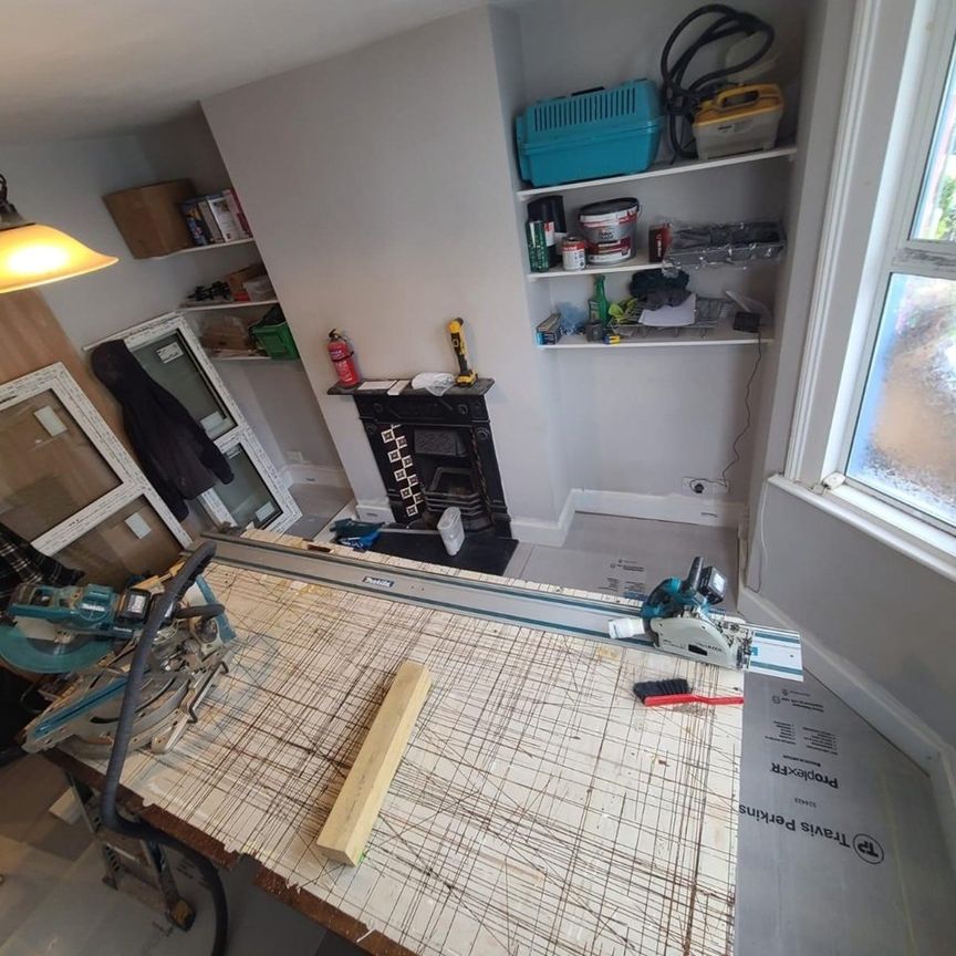 1 Bed Flat, Alpine Road, BN3 - Photo 1