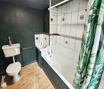 2 bedroom house to rent Deans Terrace, Uppingham, Oakham, LE15 - Photo 3