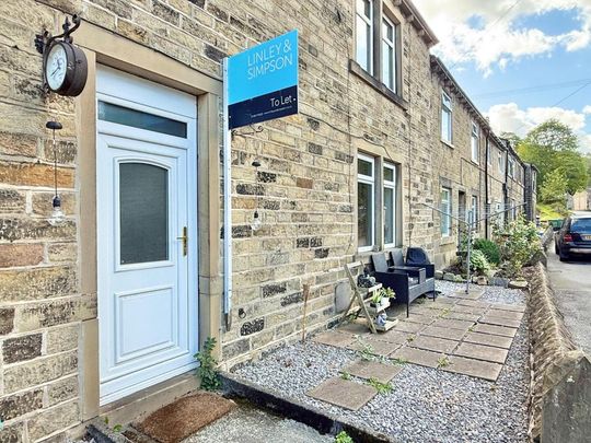 2 bedroom end of terrace house to rent - Photo 1
