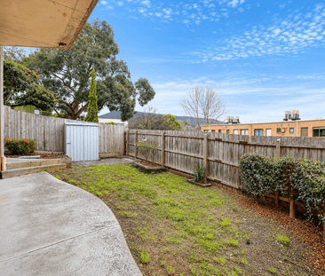 Peaceful Townhouse Living in the Heart of Boronia - Photo 4