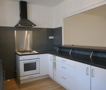 Location Maison 5 pièces 106m² LE MAY SUR EVRE 49122 - Photo 1