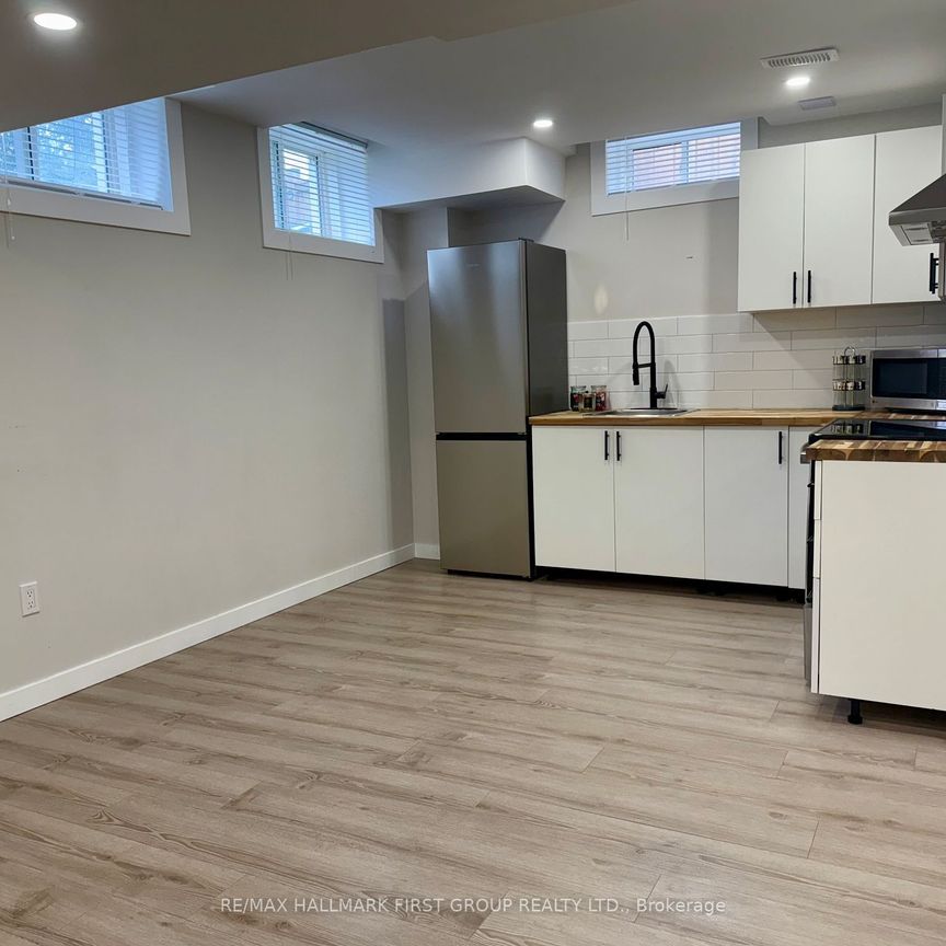 For Lease - 12 Crombie Street, Clarington, Ontario - Photo 1