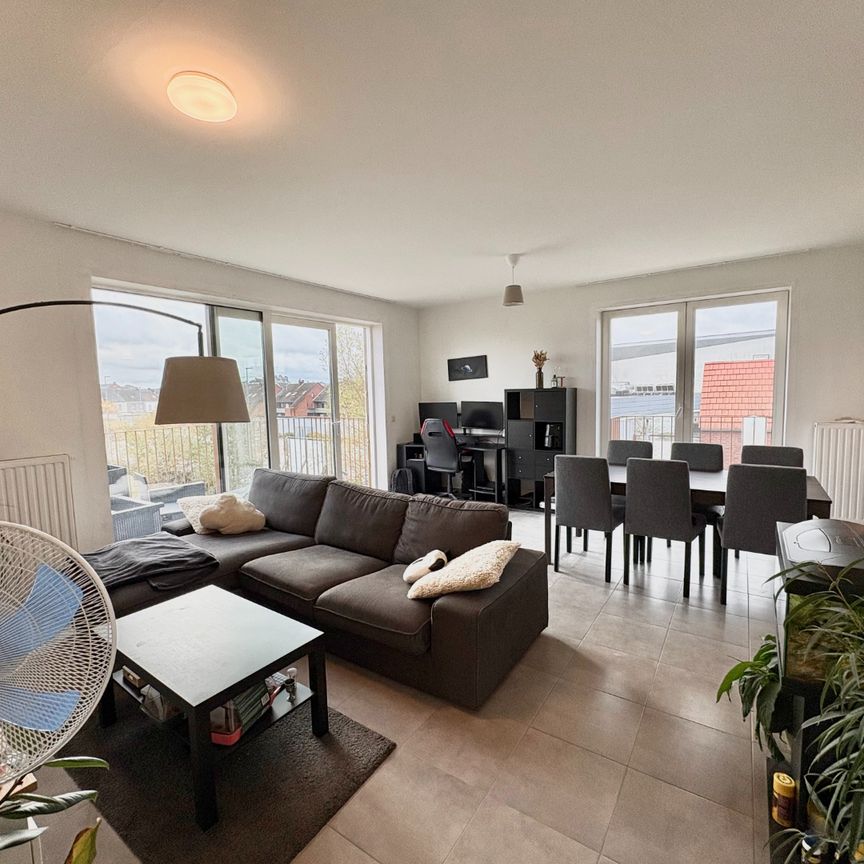 Eén-slpk appartement met staanplaats en berging - Photo 1