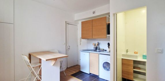 Paris XVème : studio de 14.43 m2 - Photo 2