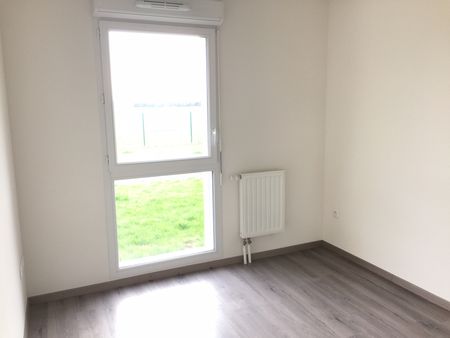 Location Appartement 3 pièces 55m² - Photo 2