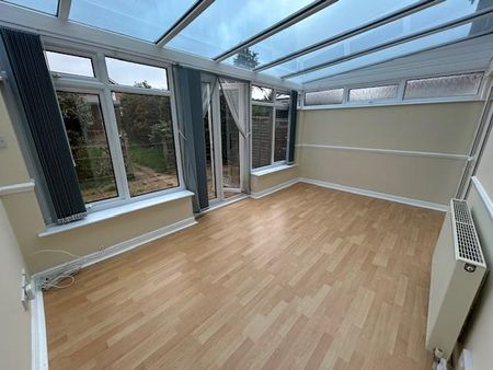 2 bedroom terraced house to rent - Photo 3