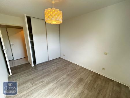 Location Appartement 2 pièces 47m² ST PIERRE DU MONT 40280 - Photo 3