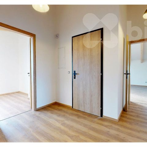Pronájem bytu 3+kk 90 m² - Fotografie 1
