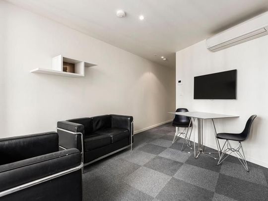 Furnished 1-Bedroom in Melbourne CBD - Photo 1