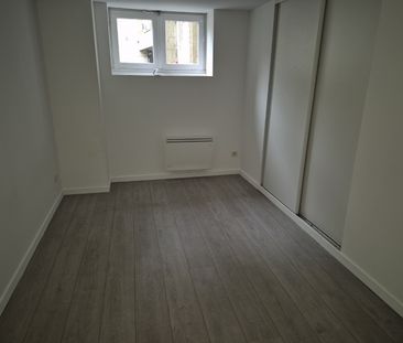 Location Appartement 2 pièces 66m² CAMBRAI 59400 - Photo 2