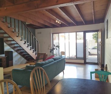 2 BEDROOM UNIT IN PRIME LOCATION - Photo 1