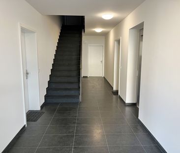 Großartig: Neubauwohnung mit EBK, Aufzug, Balkon & TG-Stellplatz - Foto 1