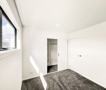 Modern living, great location in Upper Hutt - Photo 6