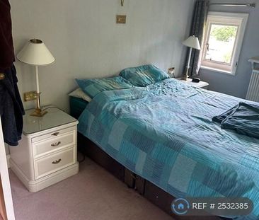 4 bedroom detached house to rent - Photo 4