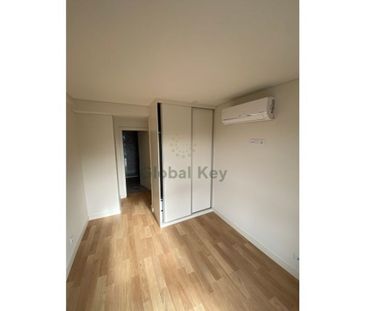 3 bedroom luxury Flat for rent in Porto, Distrito do Porto - Photo 2