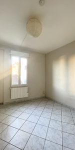 Location Appartement 2 pièces 31m² VILLEURBANNE 69100 - Photo 4