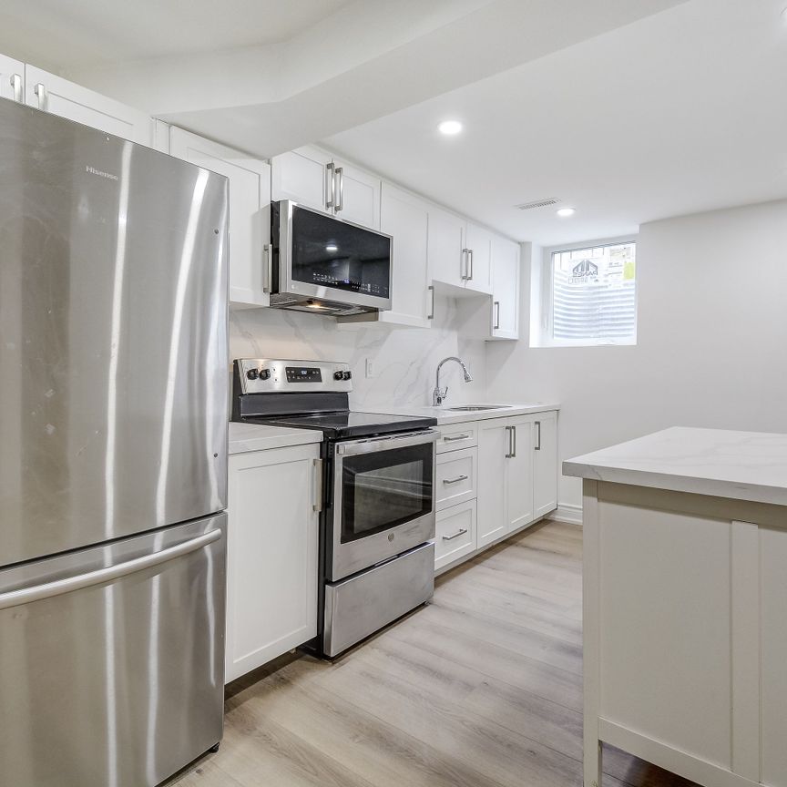 For Lease - 277 Mississaga Street Unit# LOWER, Oakville, Ontario - Photo 1