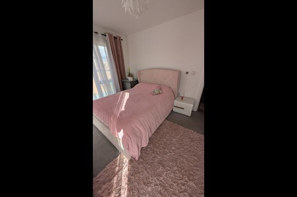 Room in a Shared Flat, May House, NW9 - Photo 1