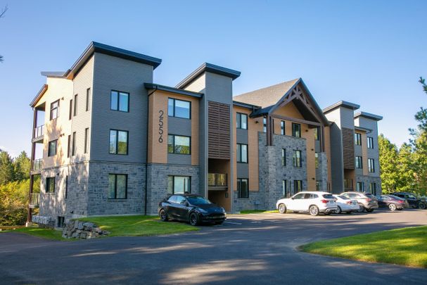 2556, chemin du Parc, Orford, #3200 - Photo 1