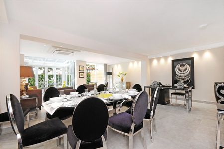 Court Close St. John’s Wood NW8 - Photo 5