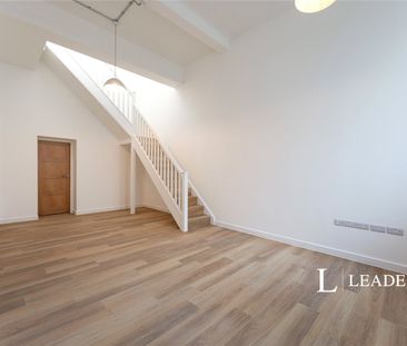 1 bedroom duplex to rent Commercial Road, Portsmouth, Hampshire, PO1 - Photo 2
