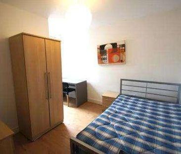 Greenside, Slough, Slough, SL2 - Photo 1