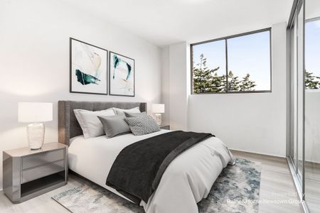 Incredible lifestyle home in sought-after North Bondi - Photo 2