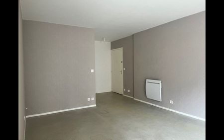 Location Appartement 3 pièces 61 m² La Châtre - Photo 3