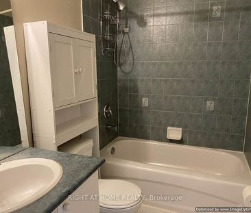 For Lease - 4372 Fairview Street, Burlington, Ontario - Photo 5