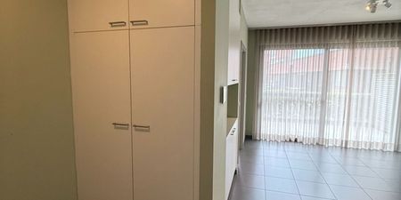 Woning te huur in Meeuwen voor € 945 met 1 slaapkamer - Photo 2