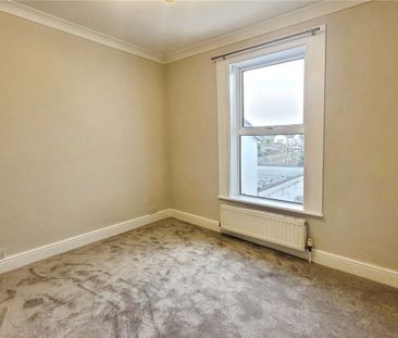 Hummer Road, Egham, Surrey, TW20 9BS - Photo 6