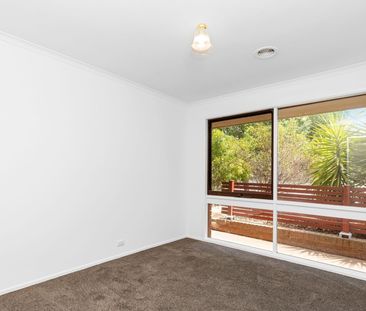 52 Pinaroo Drive Glenfield Park NSW - Photo 5