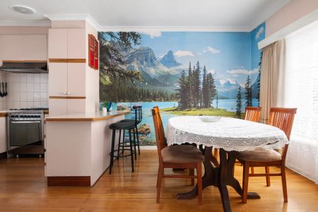 Spacious Family Home in a Convenient Reservoir Locale - Photo 2