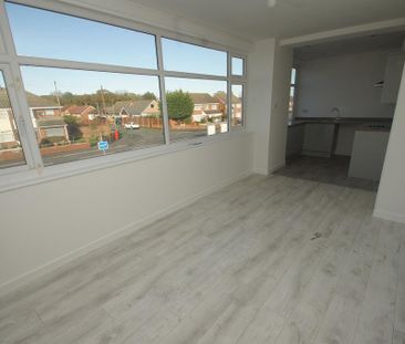 3 bedroom flat to rent - Photo 1